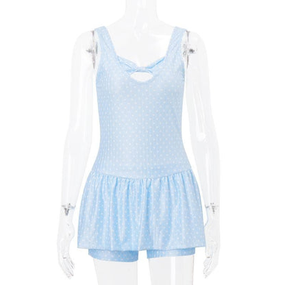 Effortlessly Elegant Garment with a Timeless Design