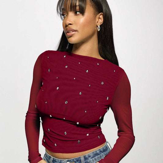 Effortlessly Elegant Top with a Timeless Design
