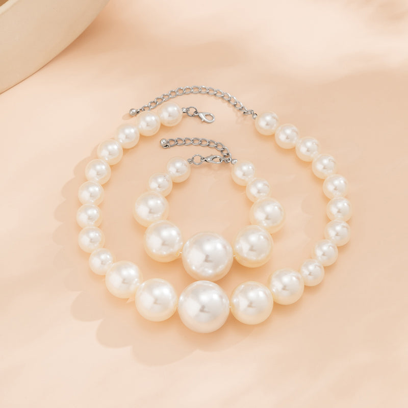 Stunning Pearl Necklace for Daily Wear