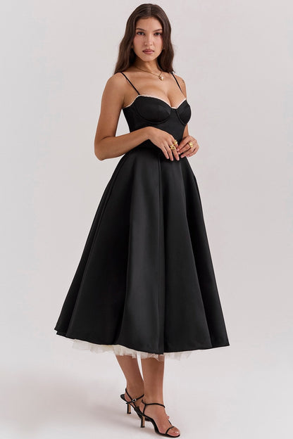 Classic Vintage Dress with a Flattering Fit