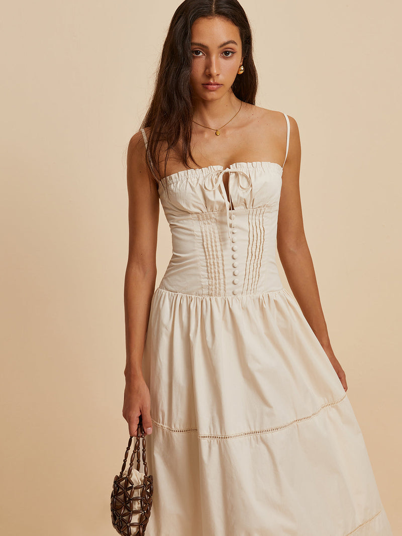 Sophisticated Dress with a Clean Classic Look