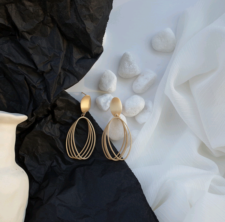 Classic Silver Earring with Timeless Appeal