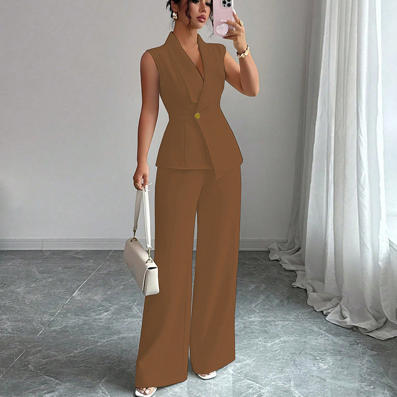 Beautifully Finished Trousers in a Timeless Design