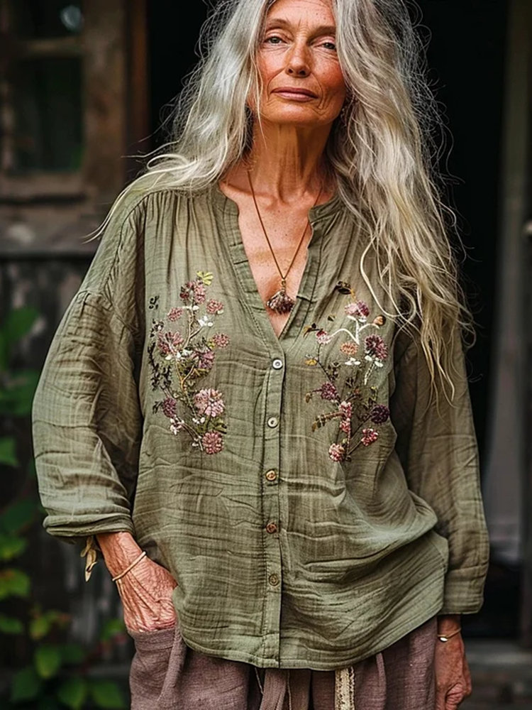 Beautifully Finished Shirt in a Timeless Design
