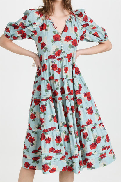 Classic Vintage Dress with a Flattering Fit