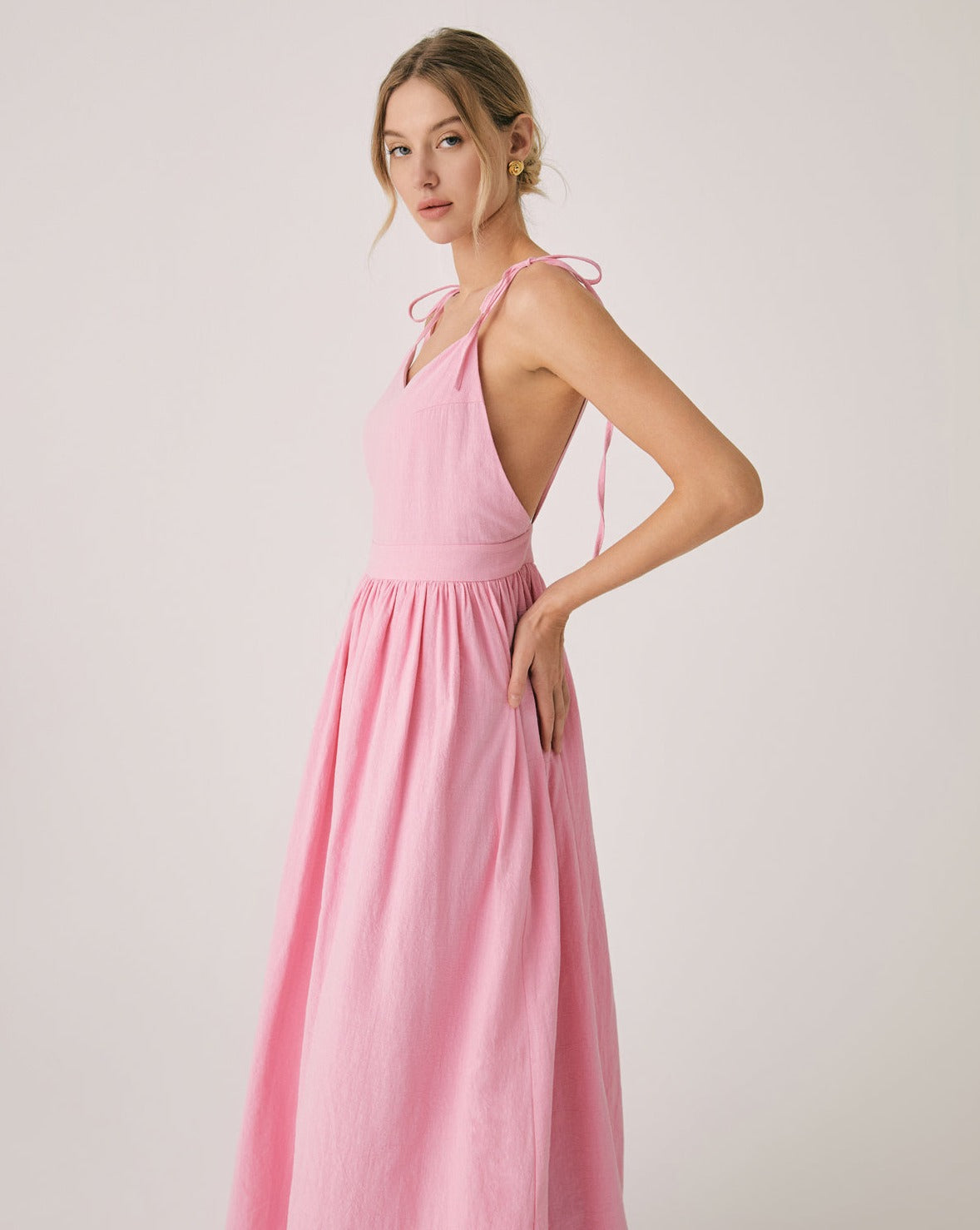 Sophisticated Dress with a Clean Classic Look