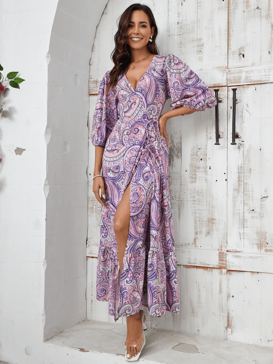 Gracefully Styled Dress for Any Occasion
