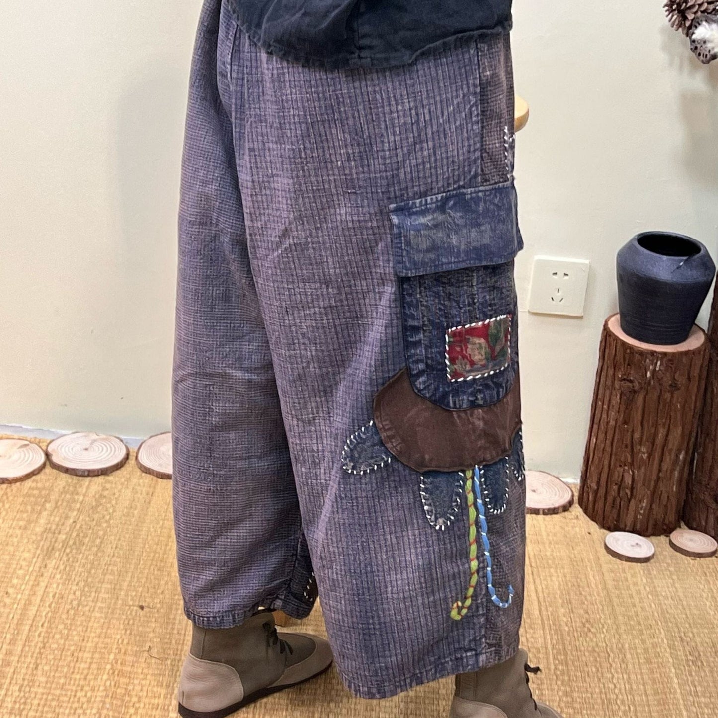 Classic Vintage Pants with a Flattering Fit