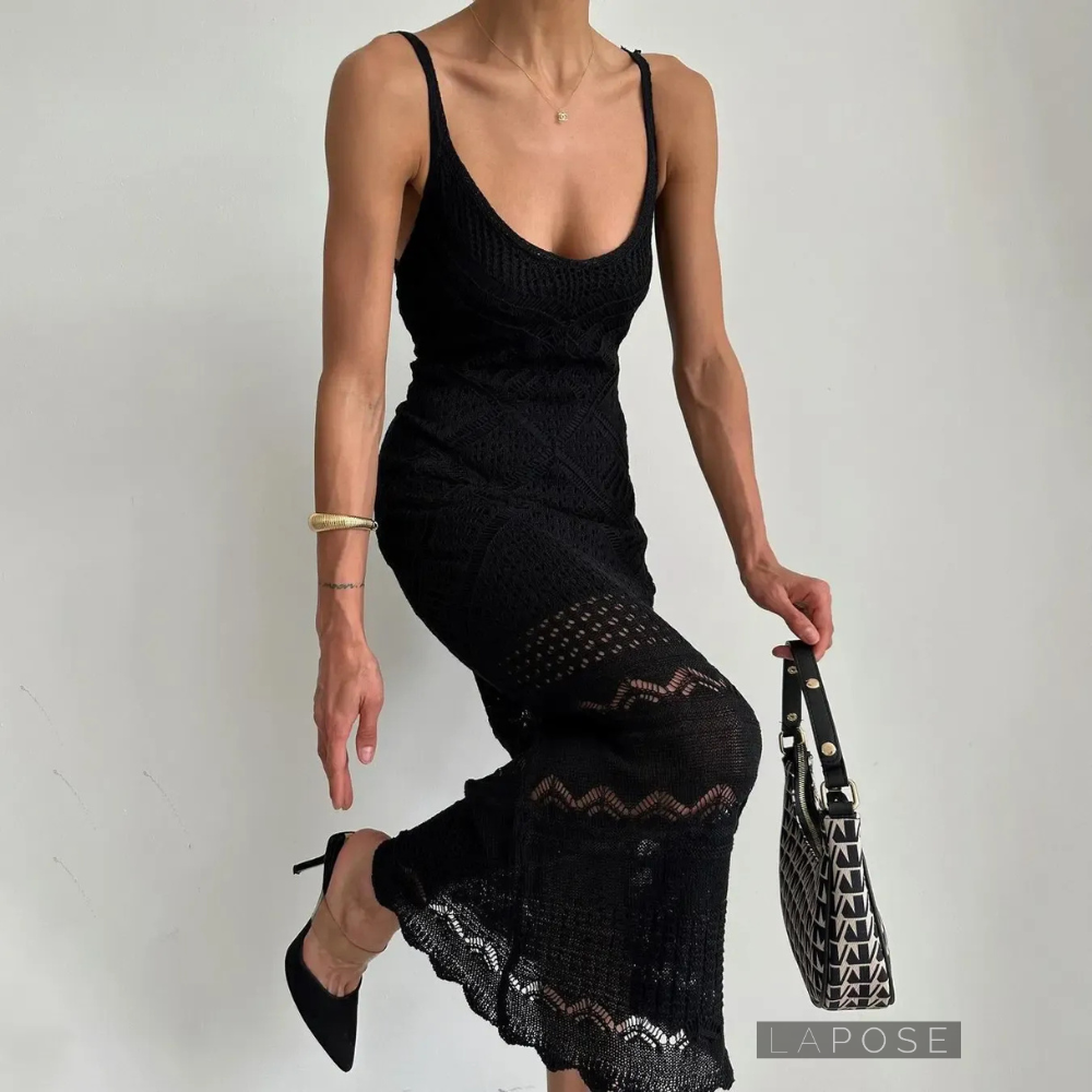 Gracefully Styled Dress for Any Occasion