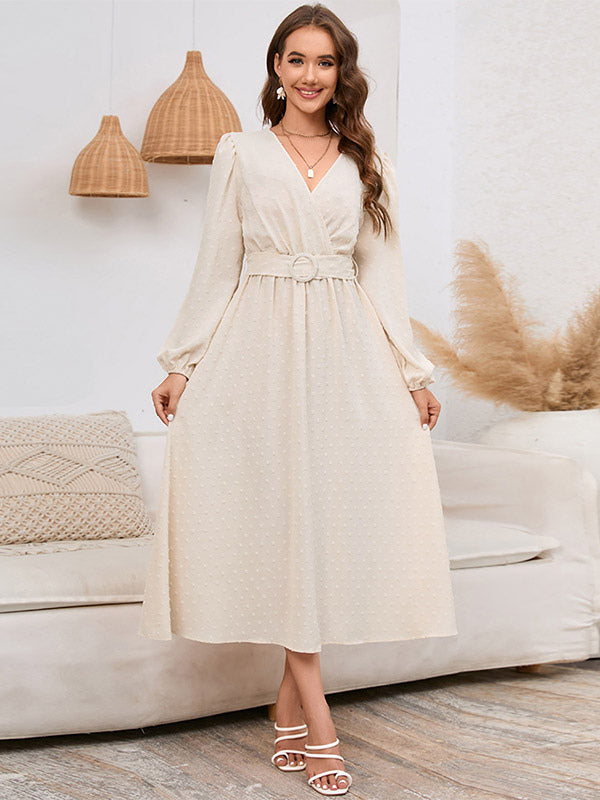 Polished Dress with an Effortless Classic Look
