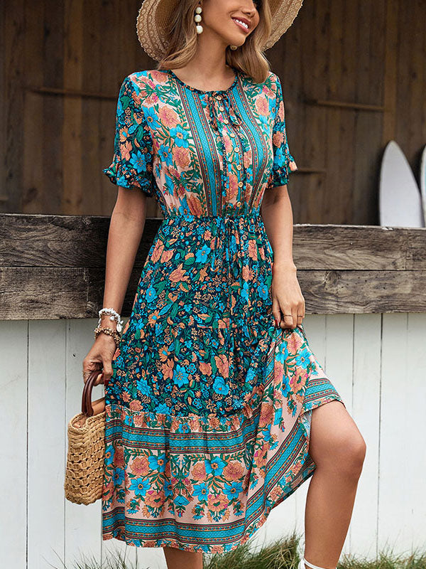Beautifully Finished Dress in a Timeless Design