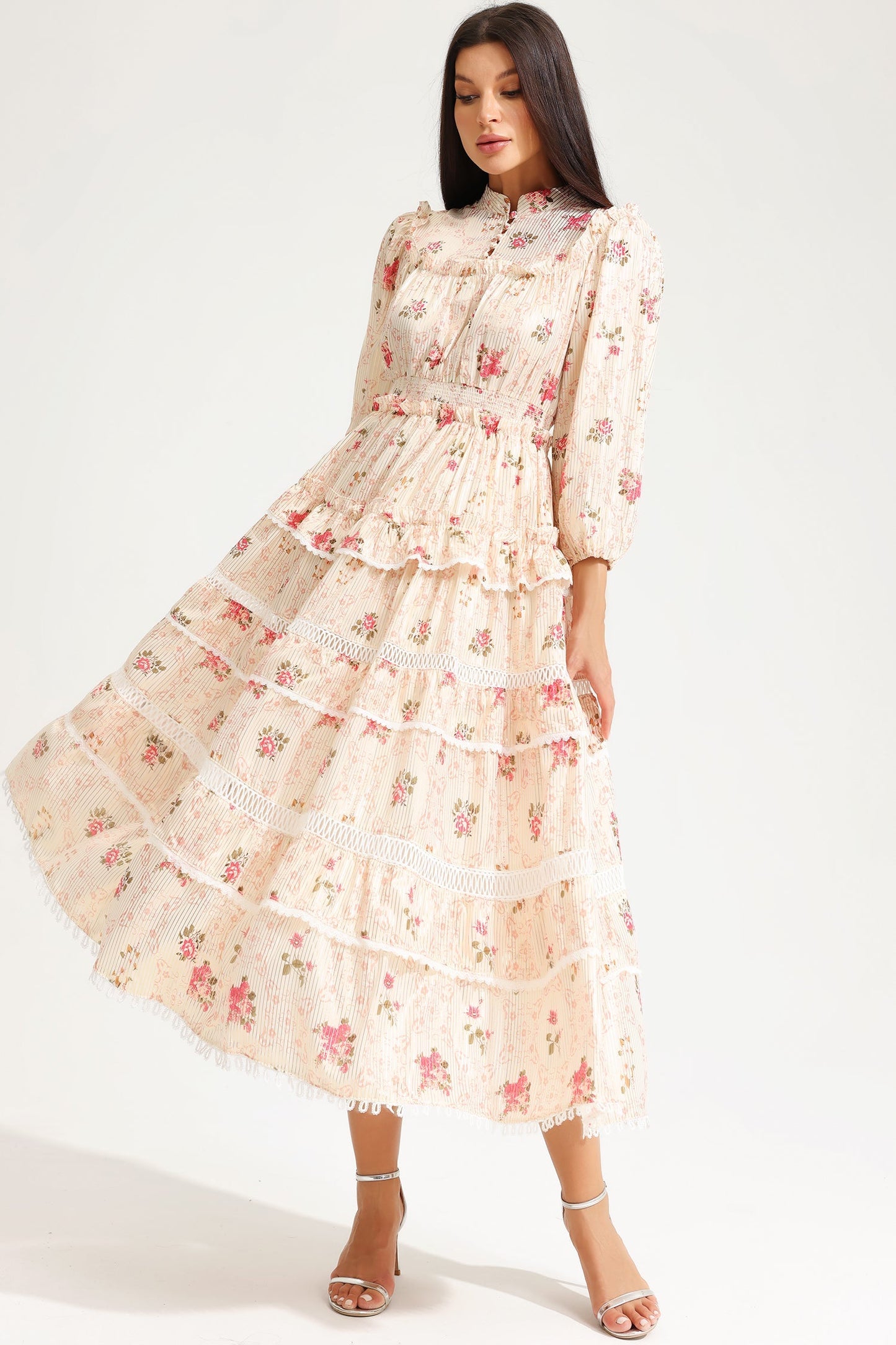 Sophisticated Dress with a Clean Classic Look