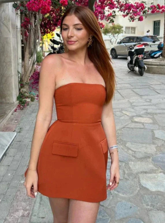 Beautifully Crafted Dress in a Classic Style