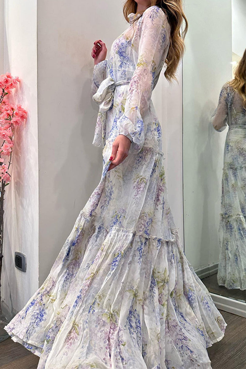 A Vintage Style Dress with Delicate Timeless Details