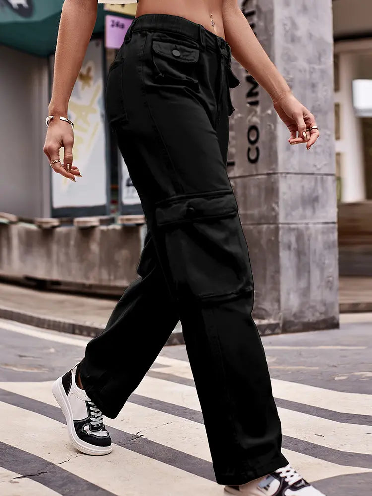 Elegantly Styled Pants for Everyday Wear