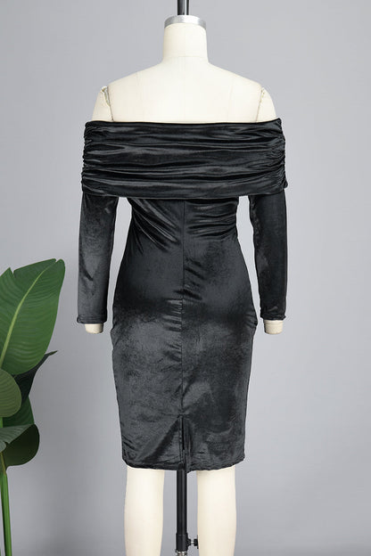 Gracefully Styled Dress for Any Occasion