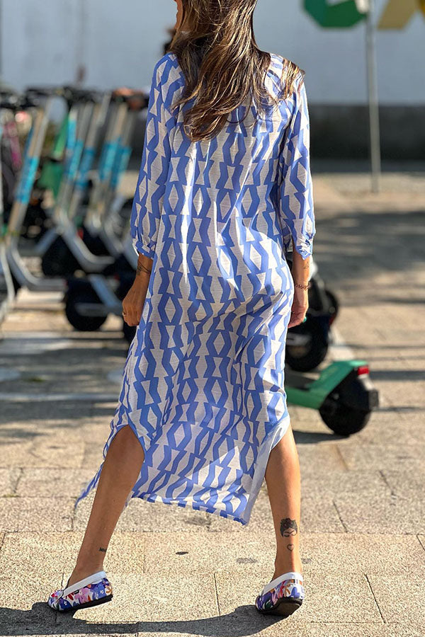 Sophisticated Dress with a Clean Classic Look