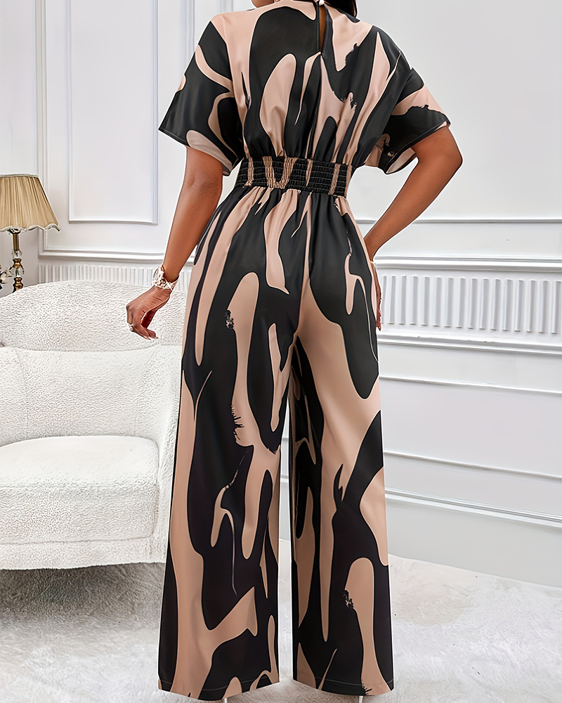 Gracefully Styled Garment for Any Occasion