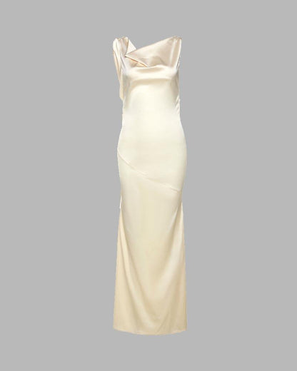 Effortlessly Elegant Dress with a Timeless Design