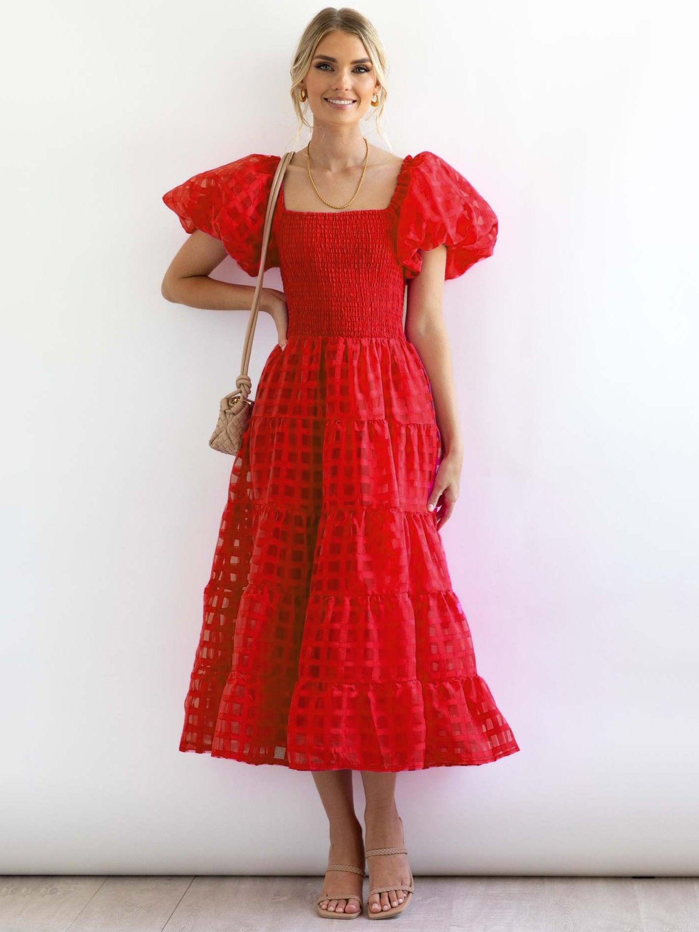Sophisticated Dress with a Clean Classic Look