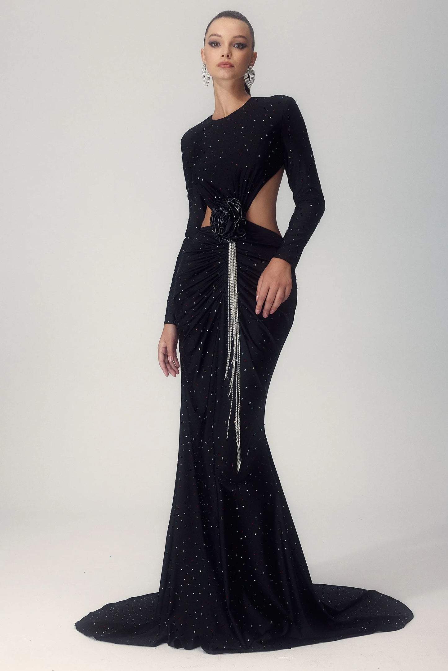 Gracefully Styled Dress for Any Occasion