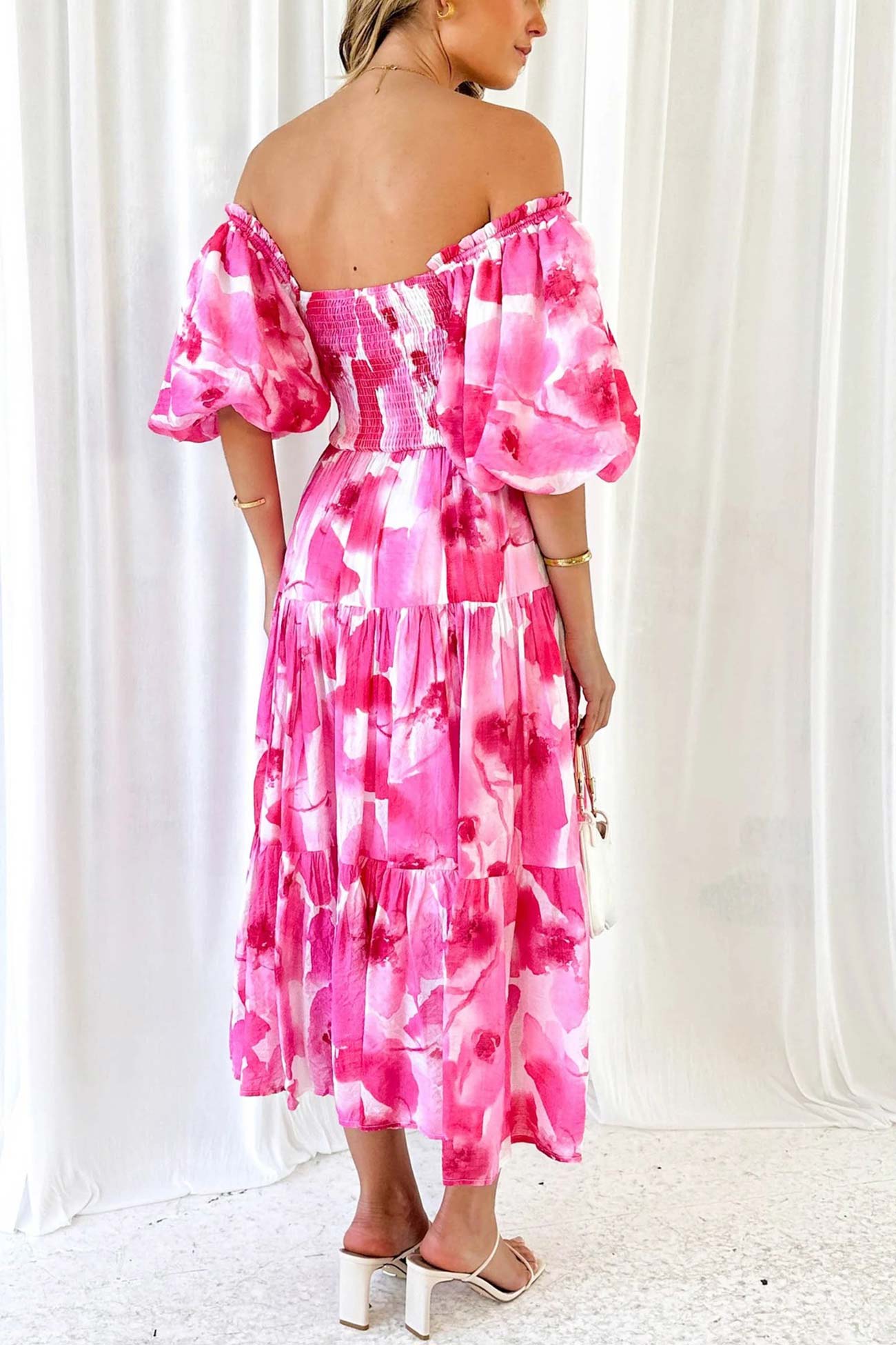 Beautifully Crafted Dress in a Classic Style