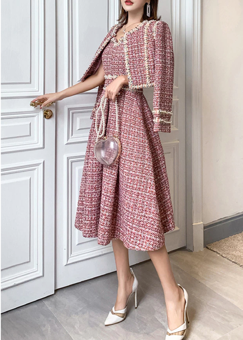 Gracefully Styled Jacket for Any Occasion