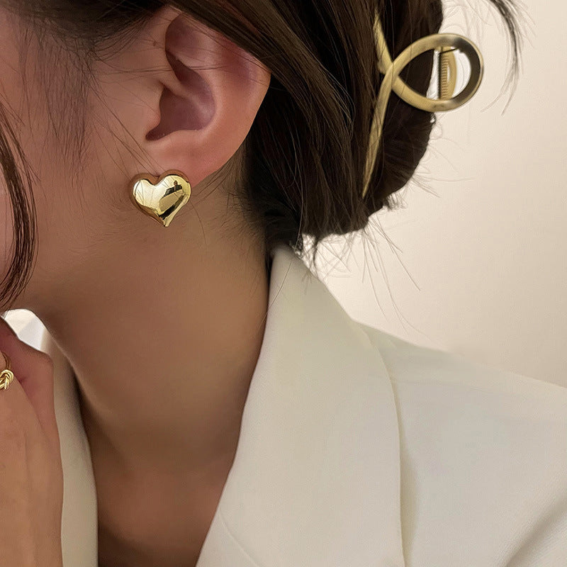 Classic Earring with Timeless Appeal
