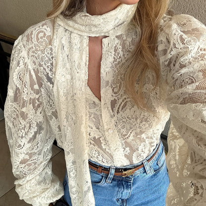 Classic Vintage & Enduringly Stylish Blouse