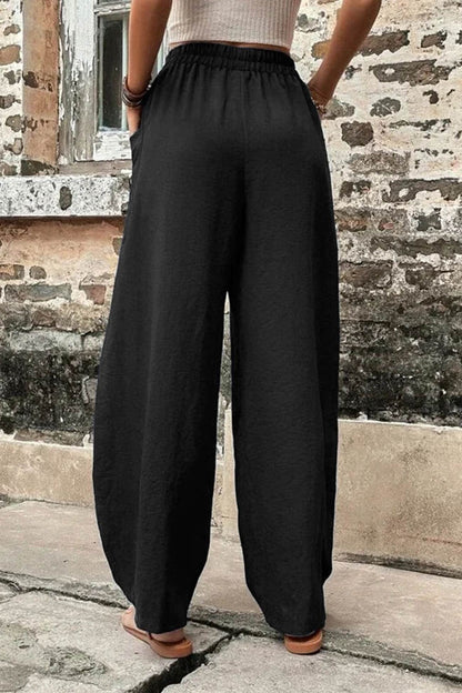 Sophisticated Pants with a Clean Classic Look