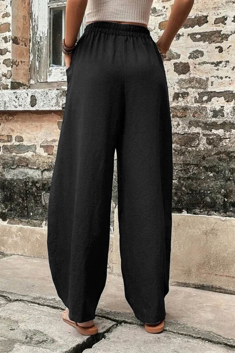 Sophisticated Pants with a Clean Classic Look