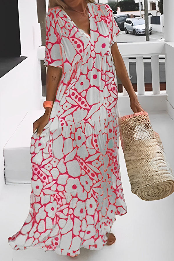 Beautifully Finished Dress in a Timeless Design