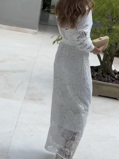 Beautifully Crafted Dress in a Classic Style