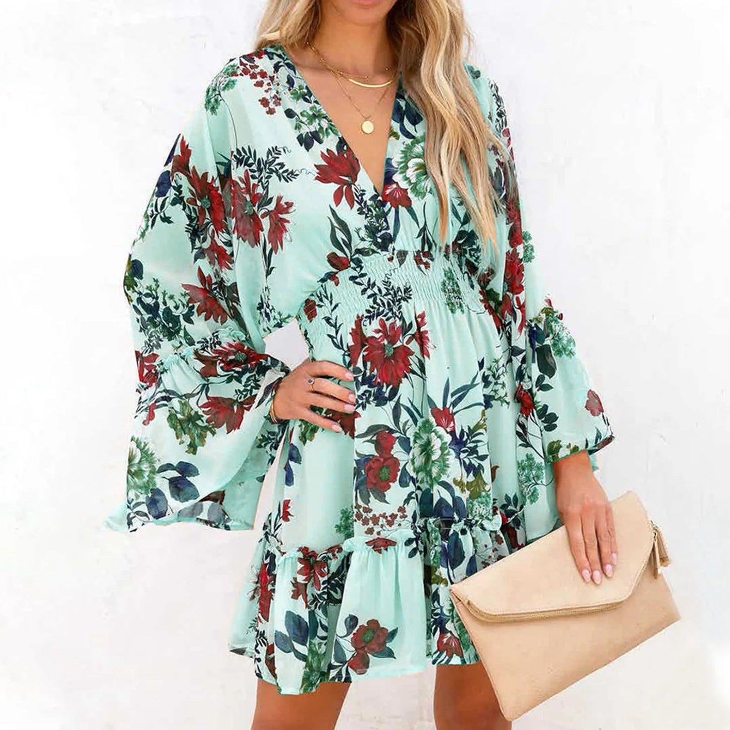 Classic Vintage Dress with a Flattering Fit