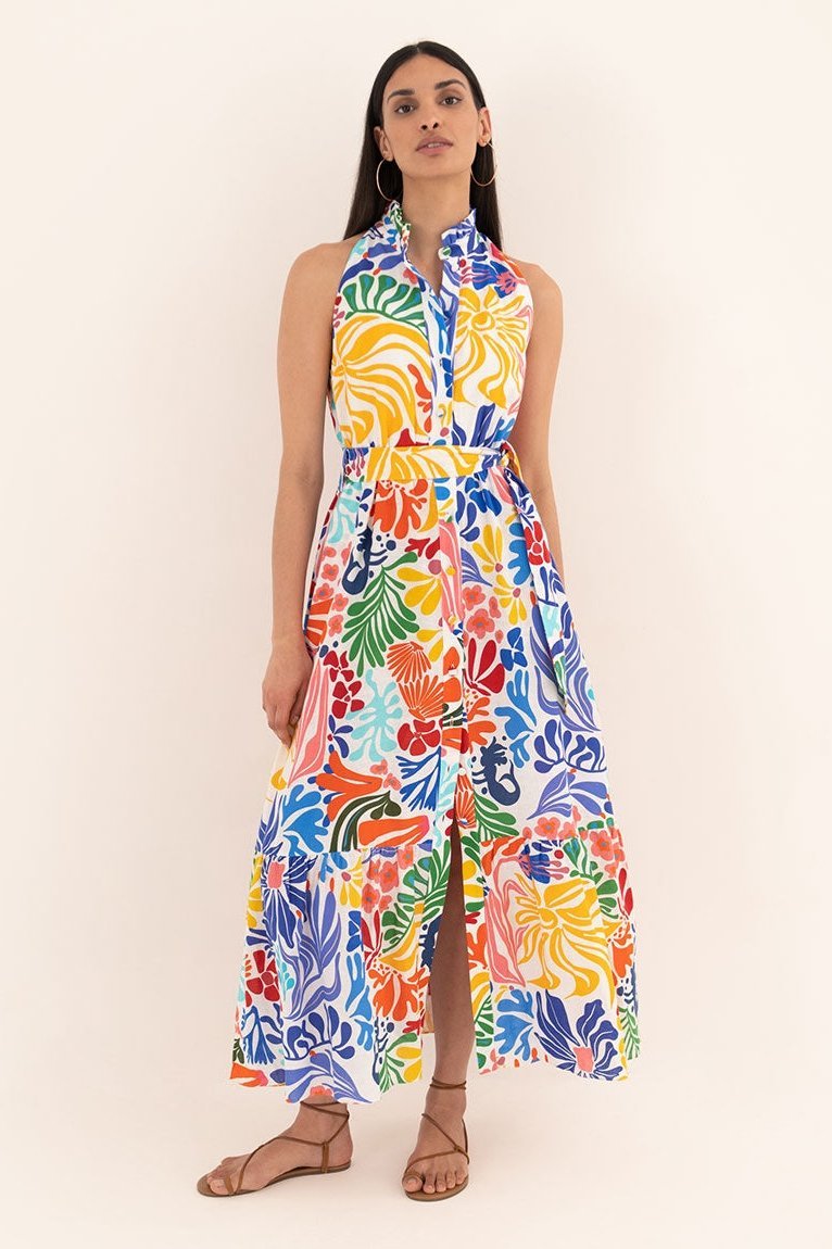 Beautifully Finished Dress in a Timeless Design