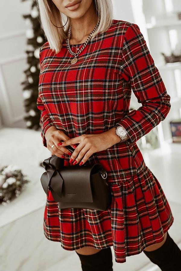 Sophisticated Dress with a Clean Classic Look