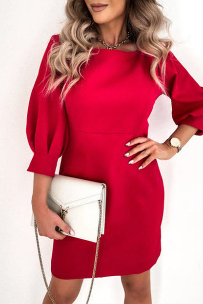 Effortlessly Elegant Dress with a Timeless Design