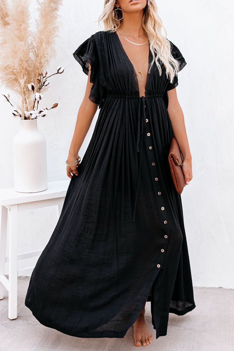 Effortlessly Elegant Dress with a Timeless Design
