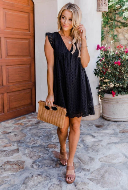 Classic Vintage Dress with a Flattering Fit