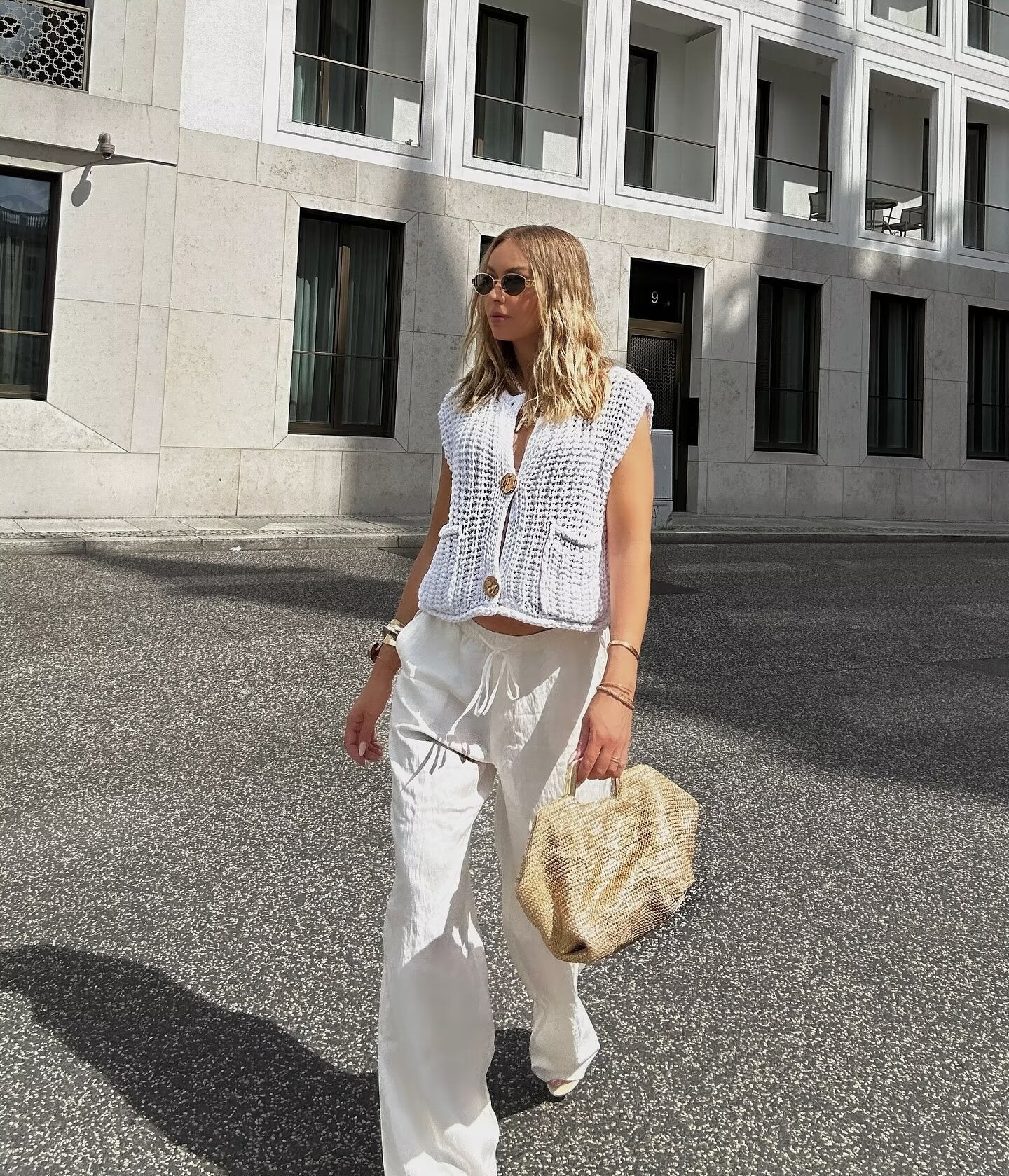 Elegantly Styled Cardigan for Everyday Wear