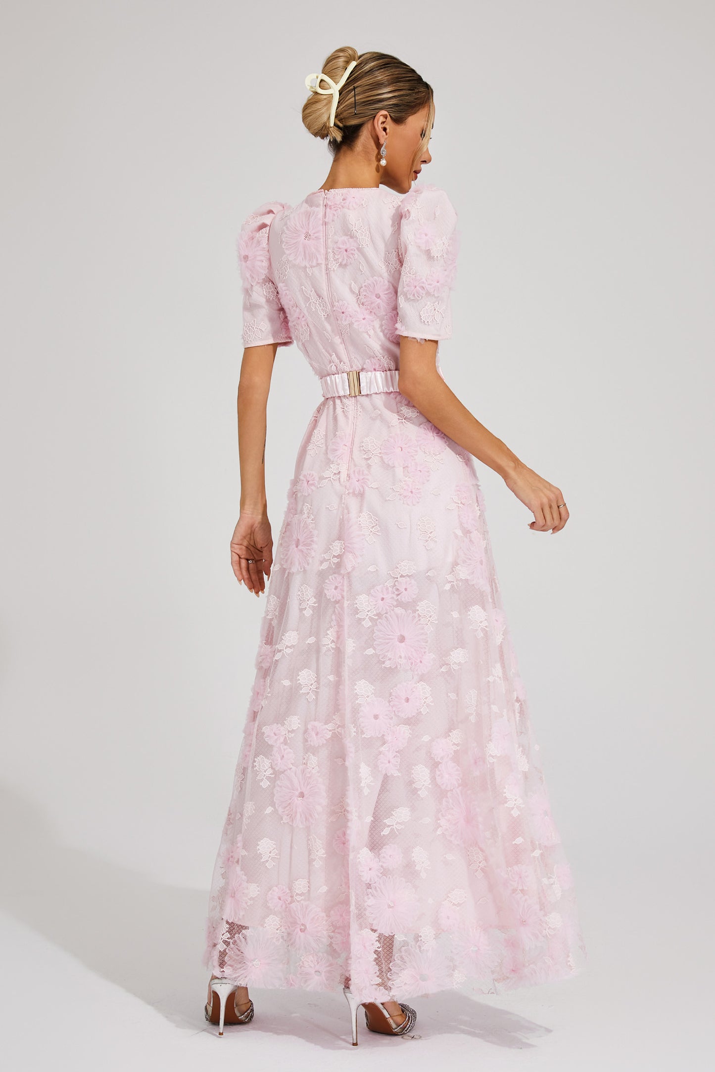 Polished Dress with an Effortless Classic Look