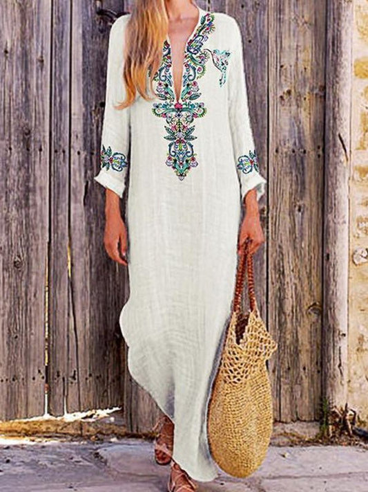 Classic Vintage Dress with a Flattering Fit