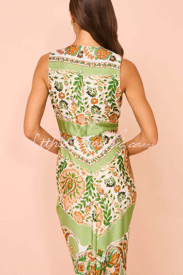 A Vintage Style Dress with Delicate Timeless Details