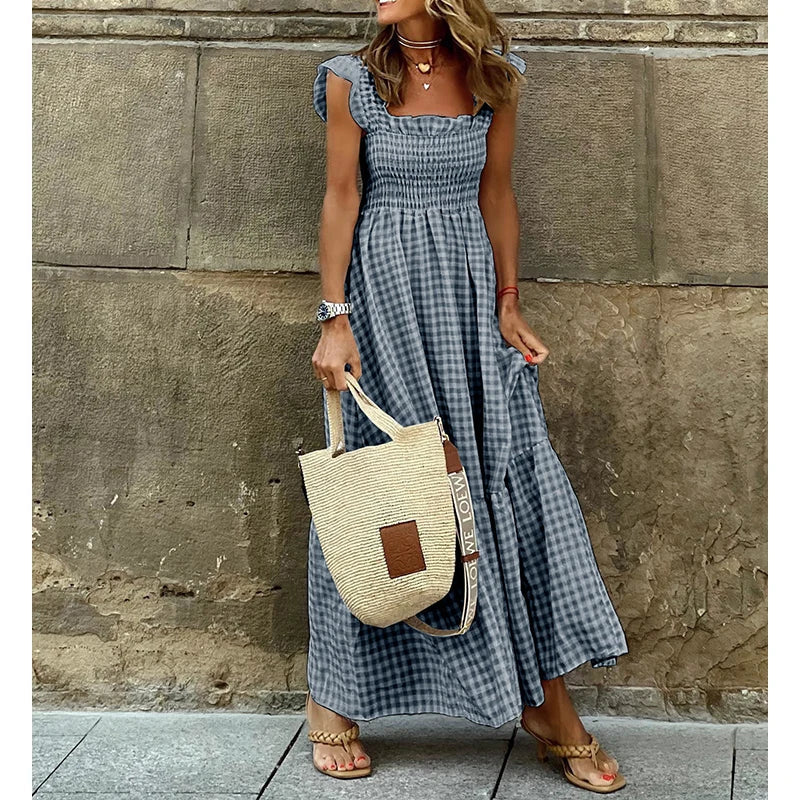 Classic Vintage Dress with a Flattering Fit