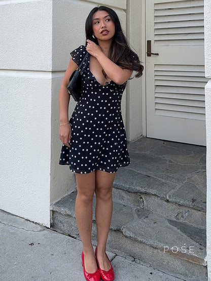 A Vintage Style Dress with Delicate Timeless Details