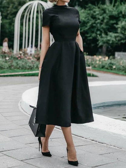 Polished Dress with an Effortless Classic Look