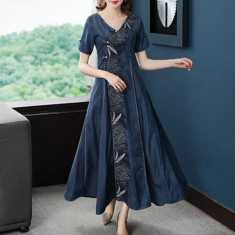 Polished Dress with an Effortless Classic Look