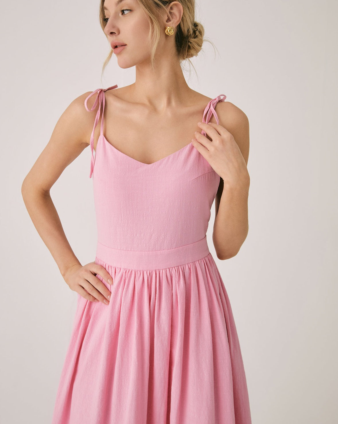 Sophisticated Dress with a Clean Classic Look