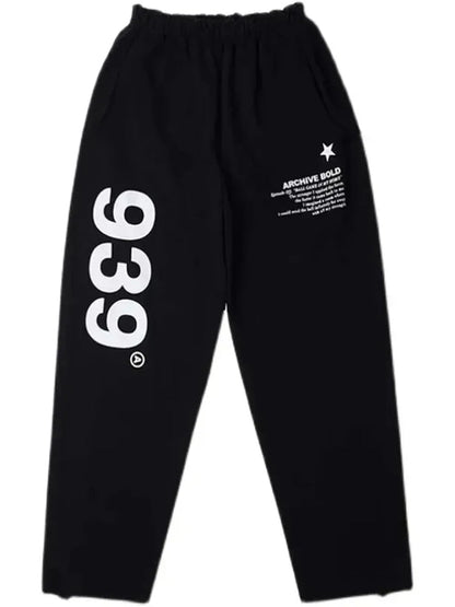 Elegantly Styled Trousers for Everyday Wear
