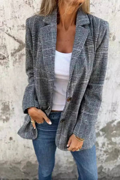 A Vintage Style Coat with Delicate Timeless Details